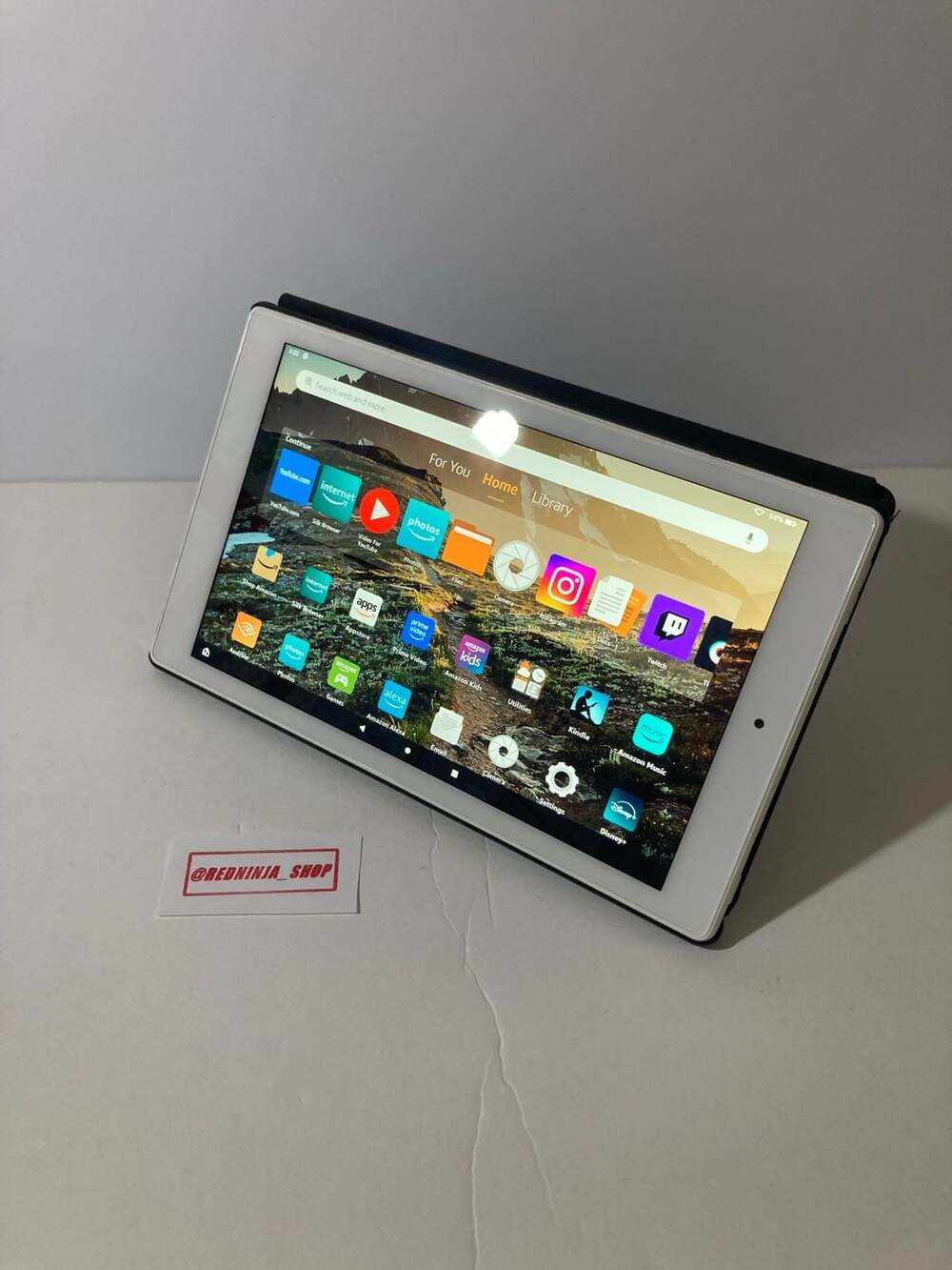 Amazon Fire HD 8 Tablet (10th Generation) with Charcoal Fabric Case